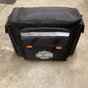 Harley Davidson insulated cooler / picnic set